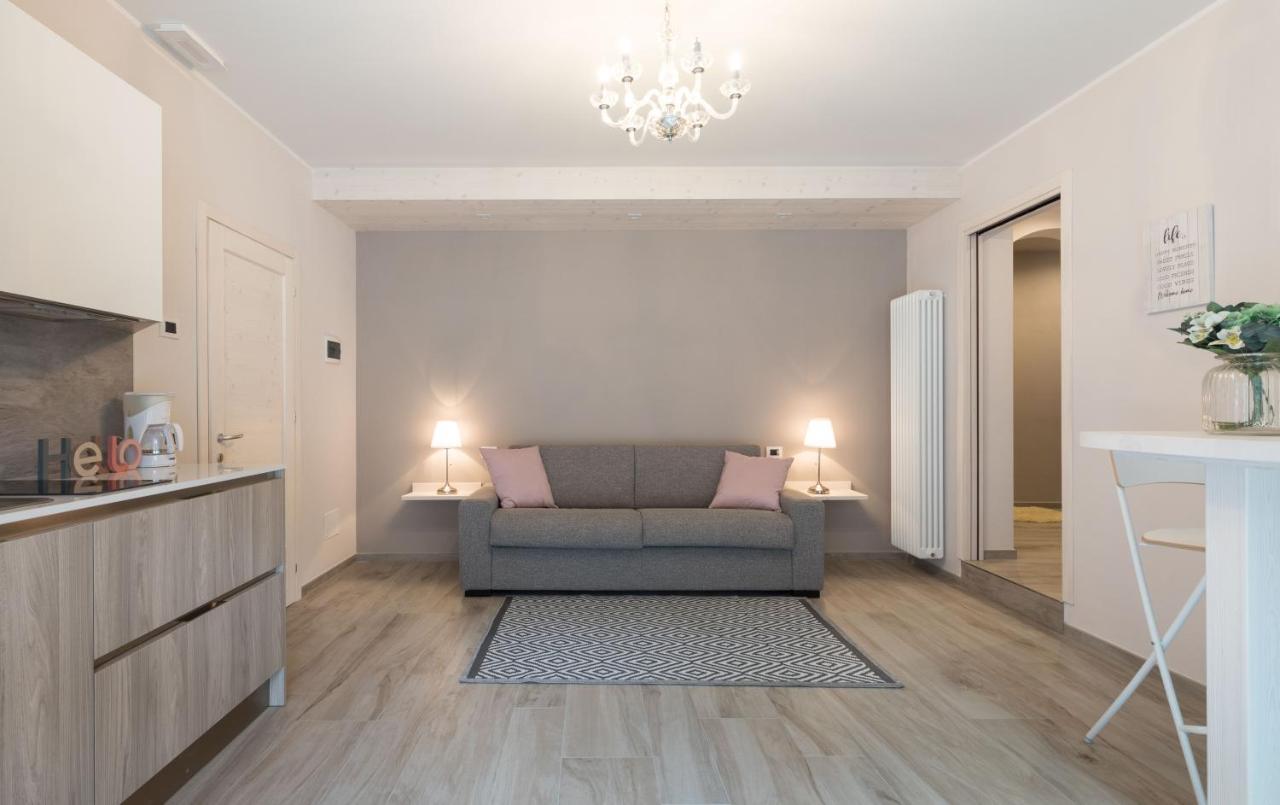 Residenza Conca Verde B&B Il Monolocale Rogolo Екстериор снимка